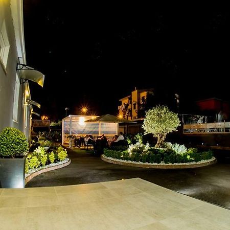 L'Incanto نابولي المظهر الخارجي الصورة